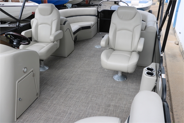 2019 Berkshire 22 RFX Cts Tri-toon at Jerry Whittle Boats