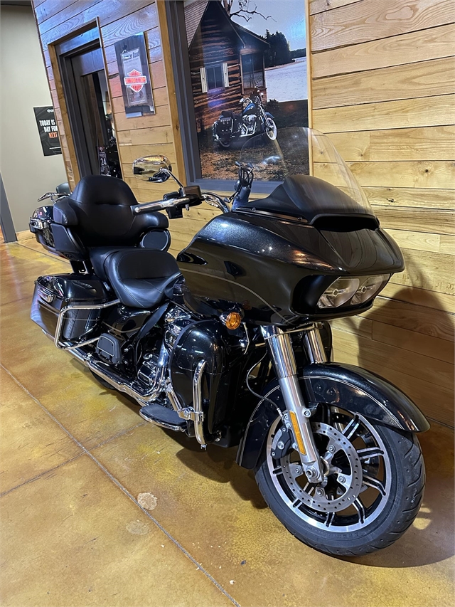 2017 Harley-Davidson Road Glide Ultra at Thunder Road Harley-Davidson