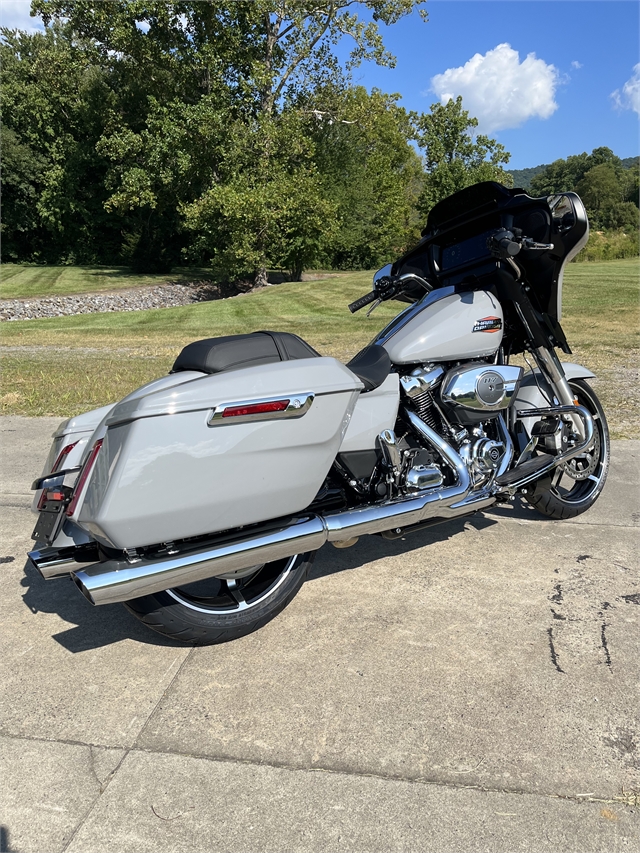 2024 Harley-Davidson Street Glide Base at Harley-Davidson of Asheville