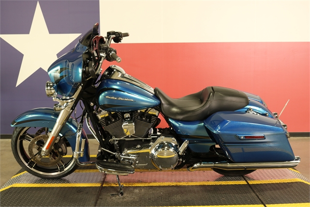 2014 Harley-Davidson Street Glide Base at Texas Harley