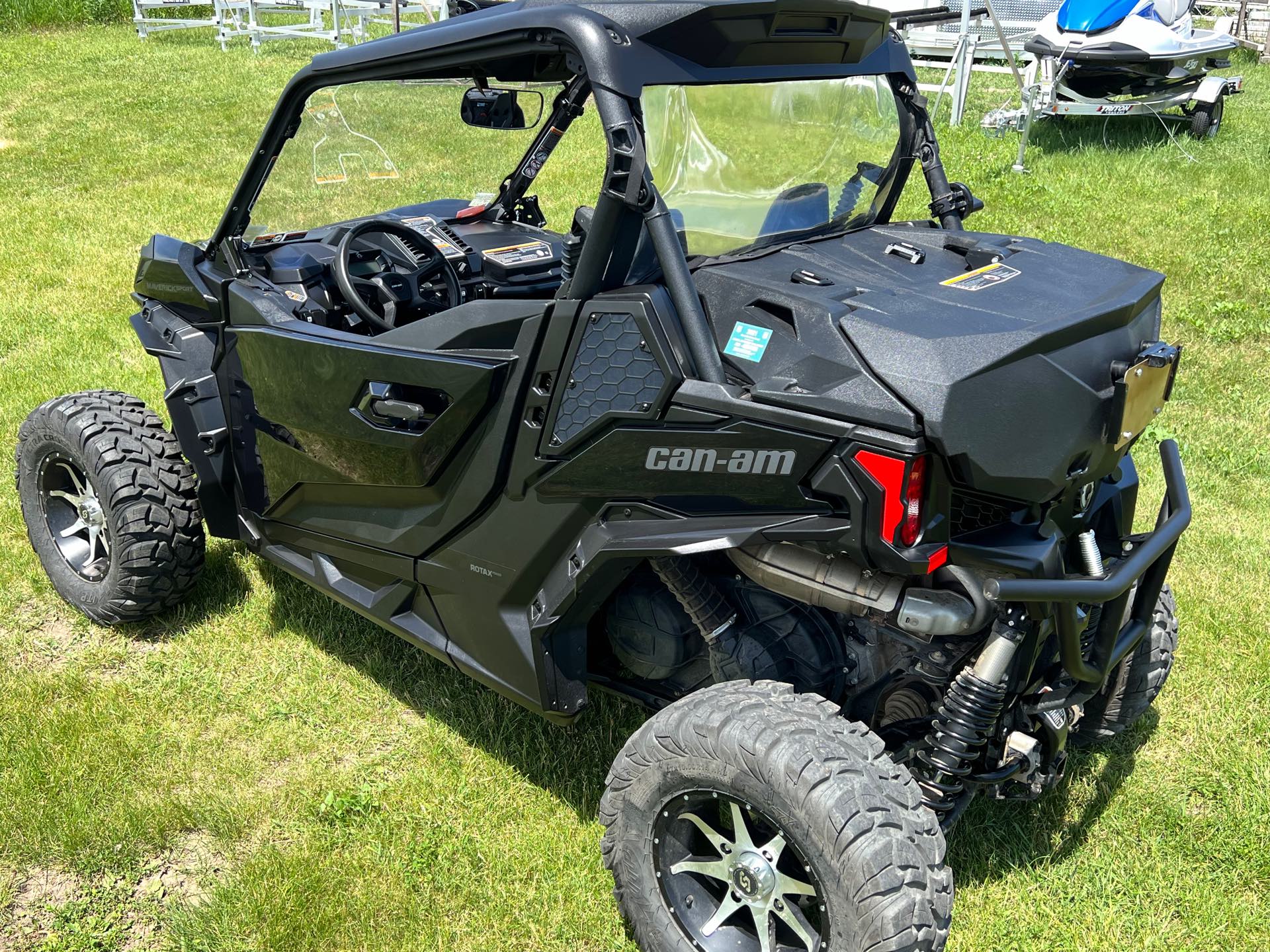 2020 Can-Am Maverick Sport DPS 1000R at Interlakes Sport Center