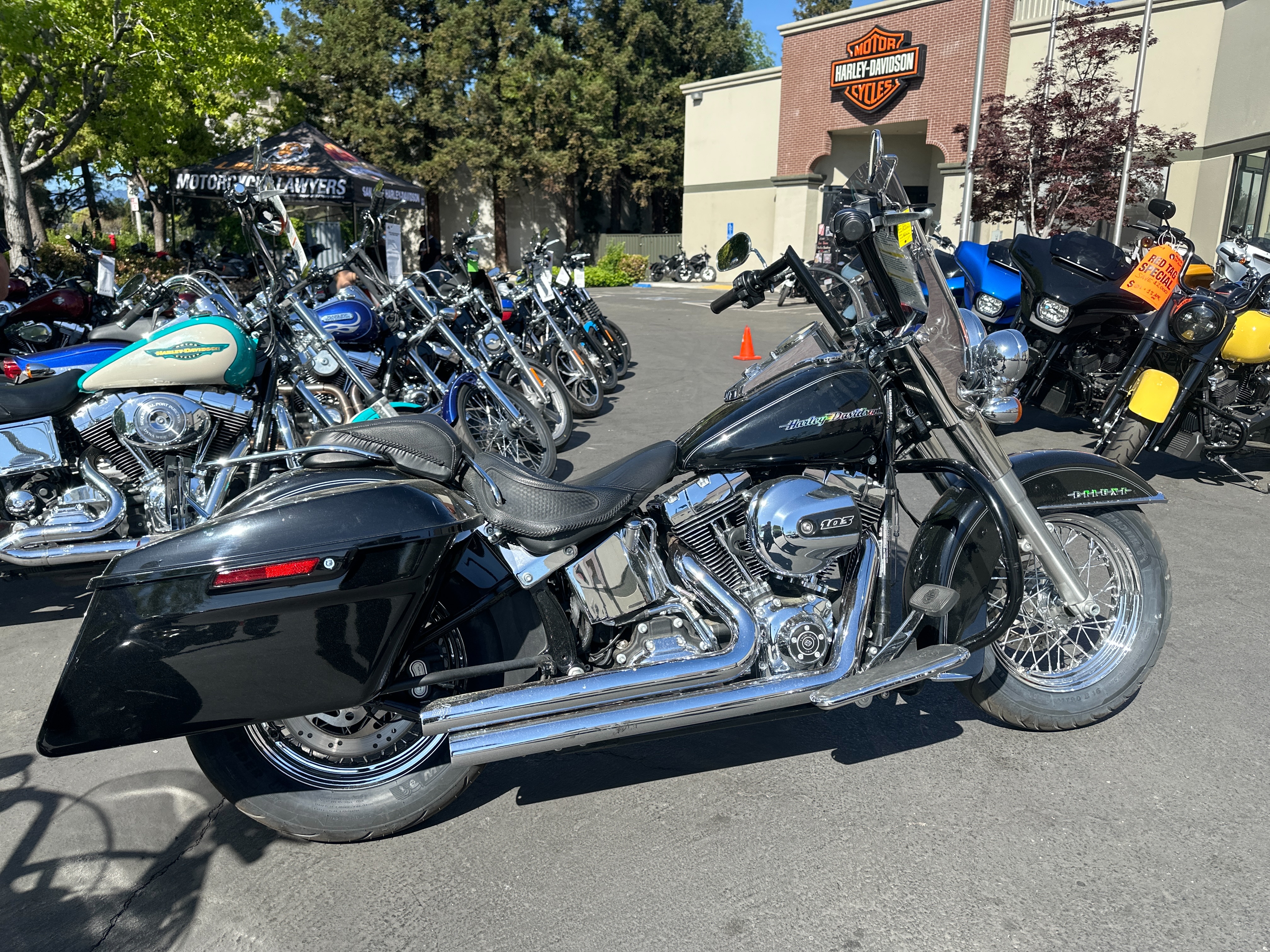 2017 Harley-Davidson Softail Deluxe at San Jose Harley-Davidson