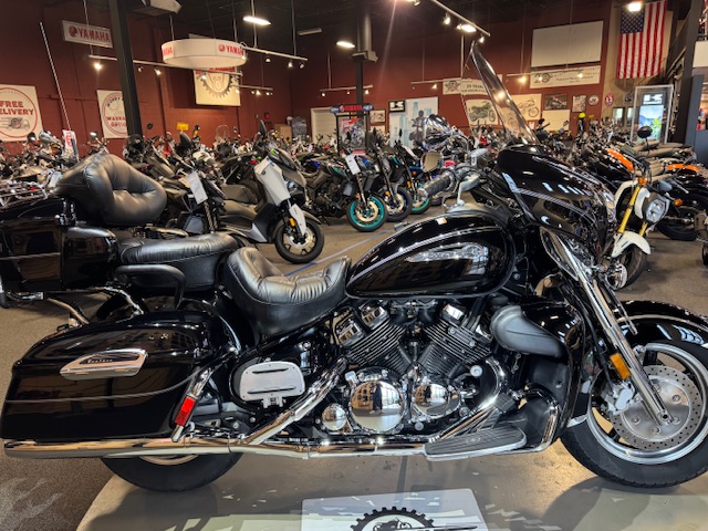 2012 Yamaha Royal Star Venture S at Martin Moto