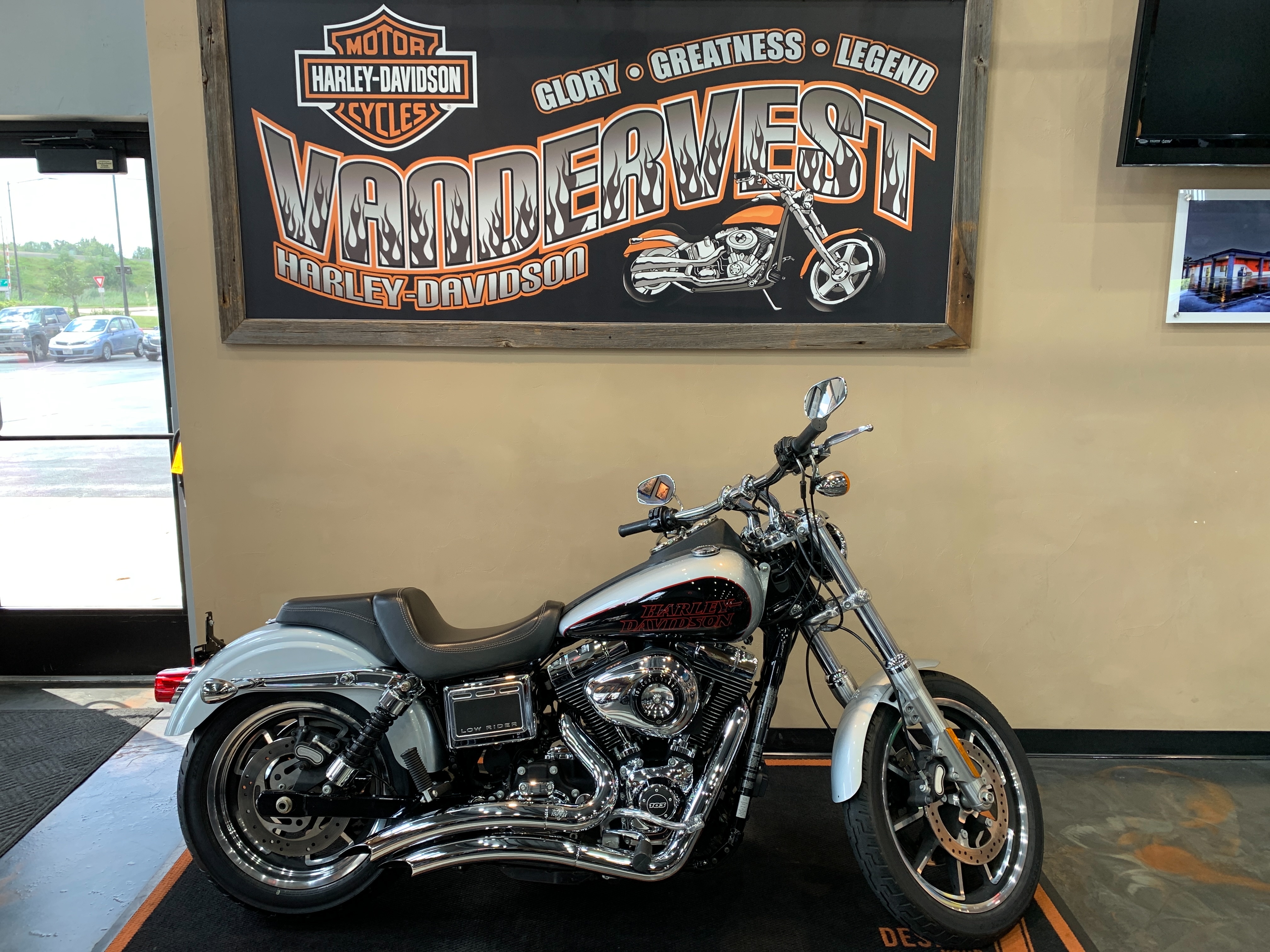 2014 Harley-Davidson Dyna Low Rider at Vandervest Harley-Davidson, Green Bay, WI 54303