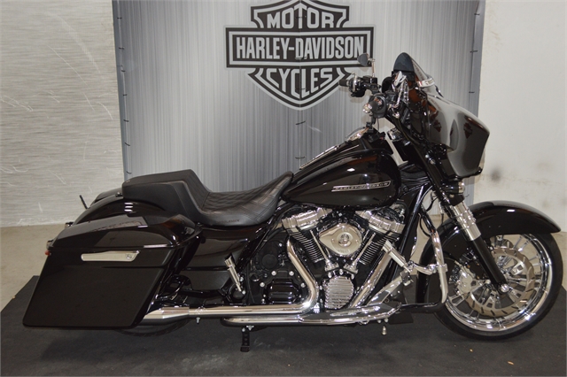 2018 Harley-Davidson Street Glide Special at Suburban Motors Harley-Davidson