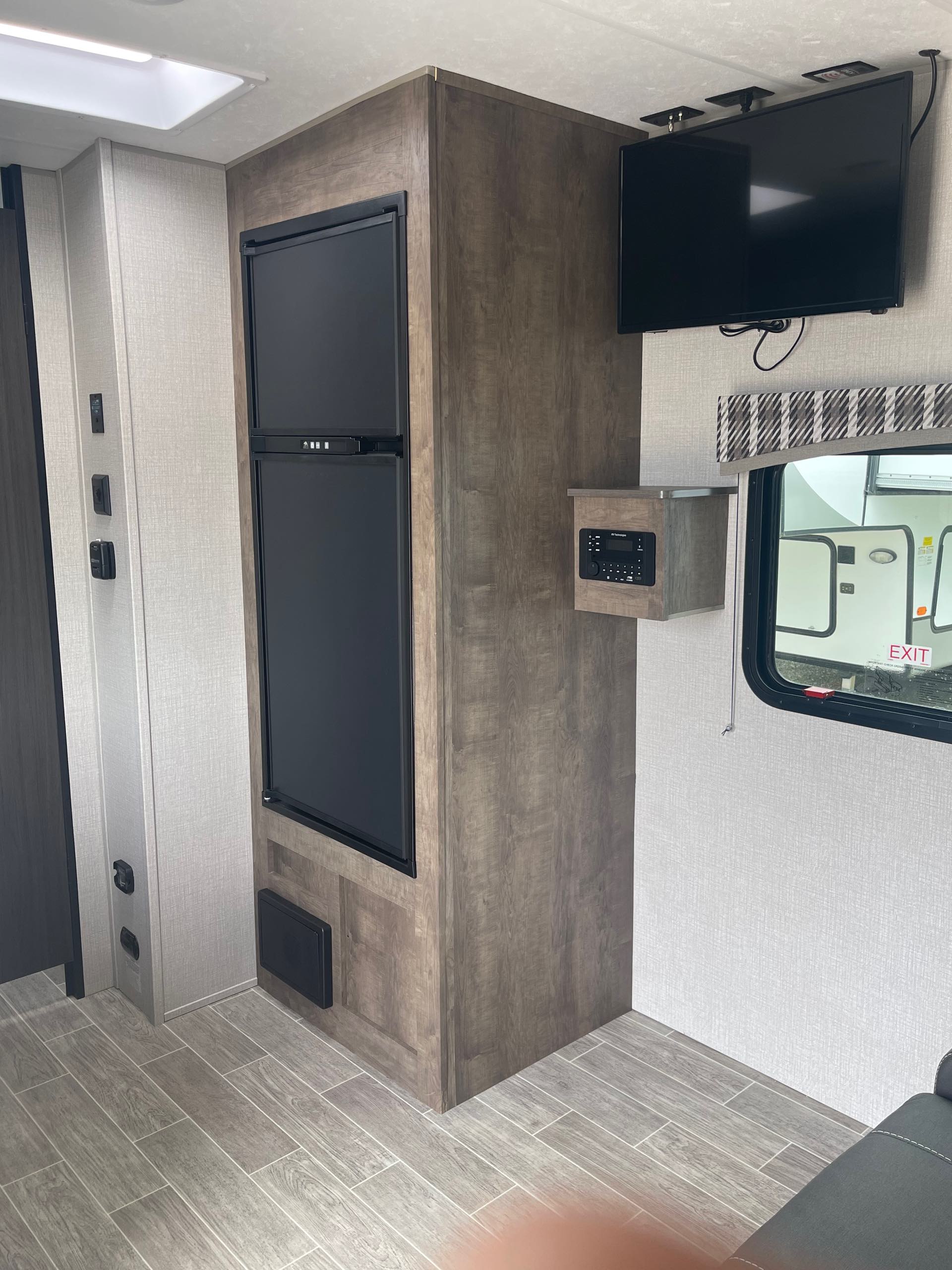 2021 Venture Sonic Lite SL150VRB at Prosser's Premium RV Outlet