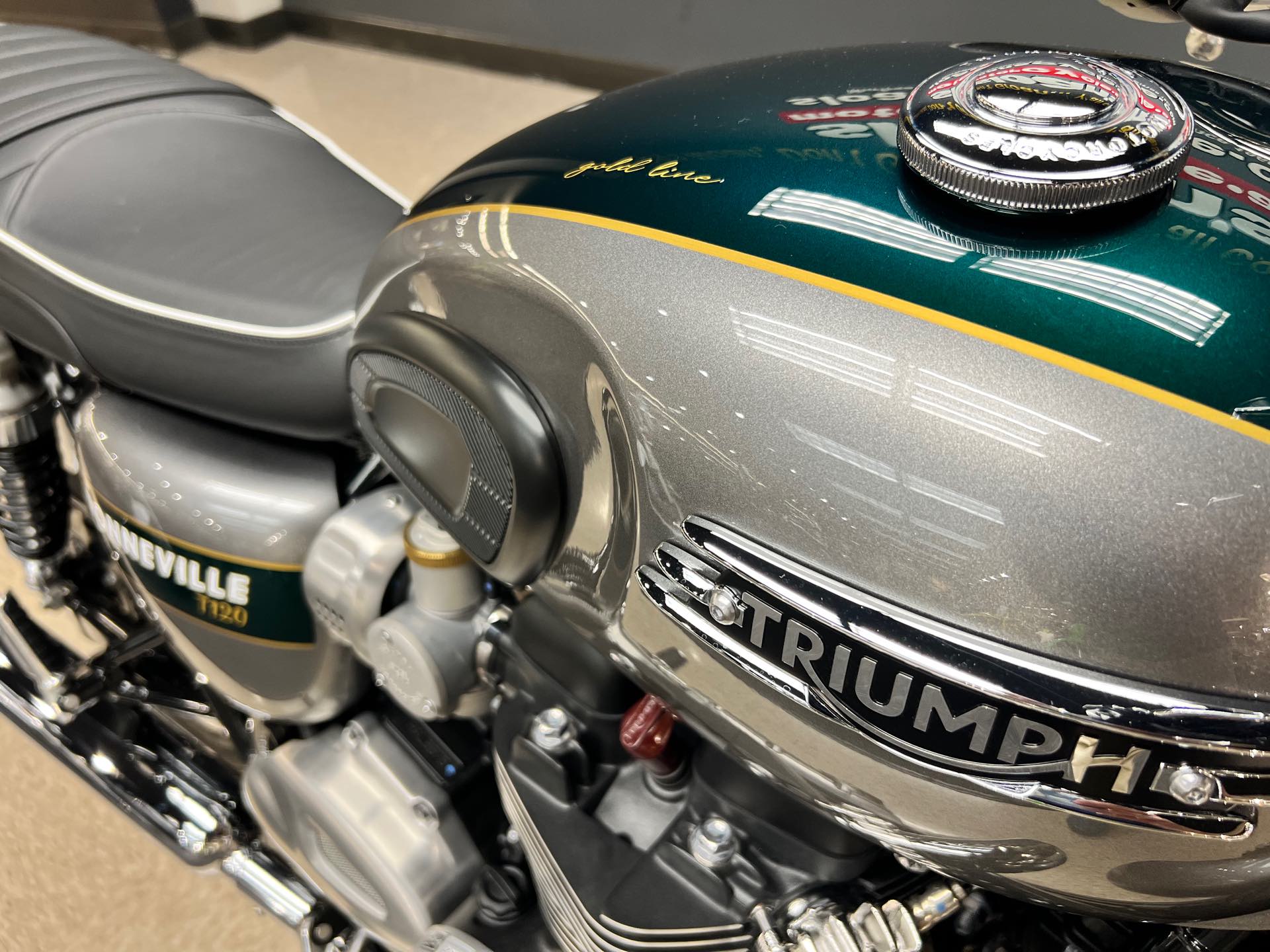 2022 Triumph Bonneville T120 Gold Line at Sloans Motorcycle ATV, Murfreesboro, TN, 37129