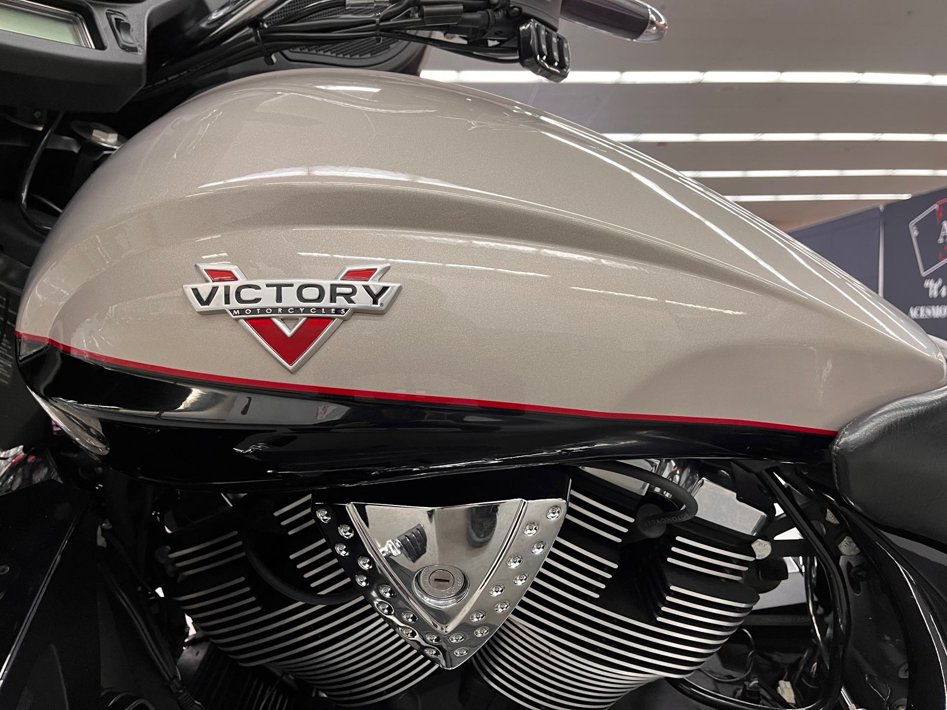2014 VICTORY Cross Country at Aces Motorcycles - Denver
