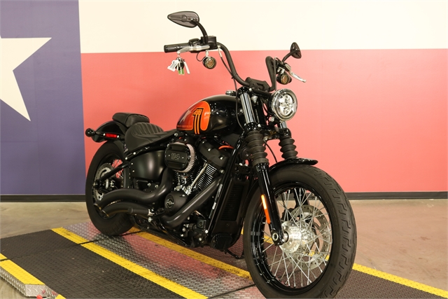 2021 Harley-Davidson Cruiser Street Bob 114 at Texas Harley