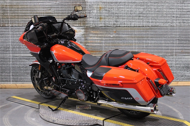 2024 Harley-Davidson Road Glide CVO Road Glide at Texarkana Harley-Davidson