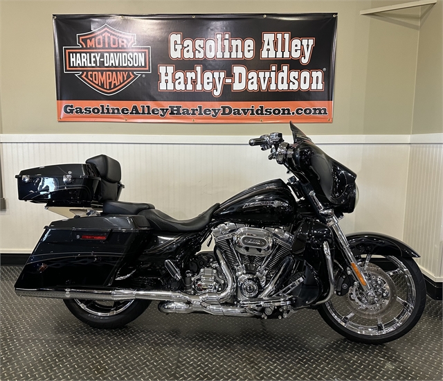 2012 Harley-Davidson Street GlideT CVOT at Gasoline Alley Harley-Davidson