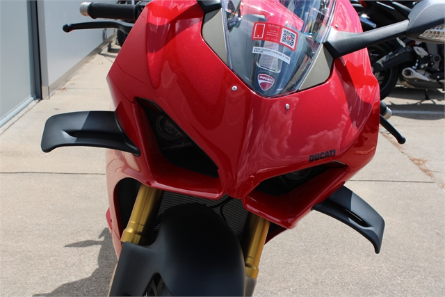 2024 Ducati Panigale V4 S at Eurosport Cycle