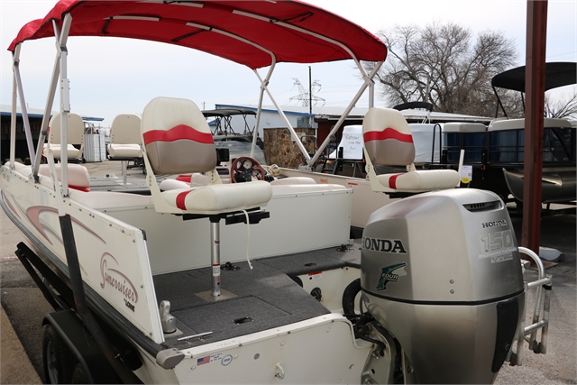 2006 Lowe Suncruiser Tahiti 224 at Jerry Whittle Boats