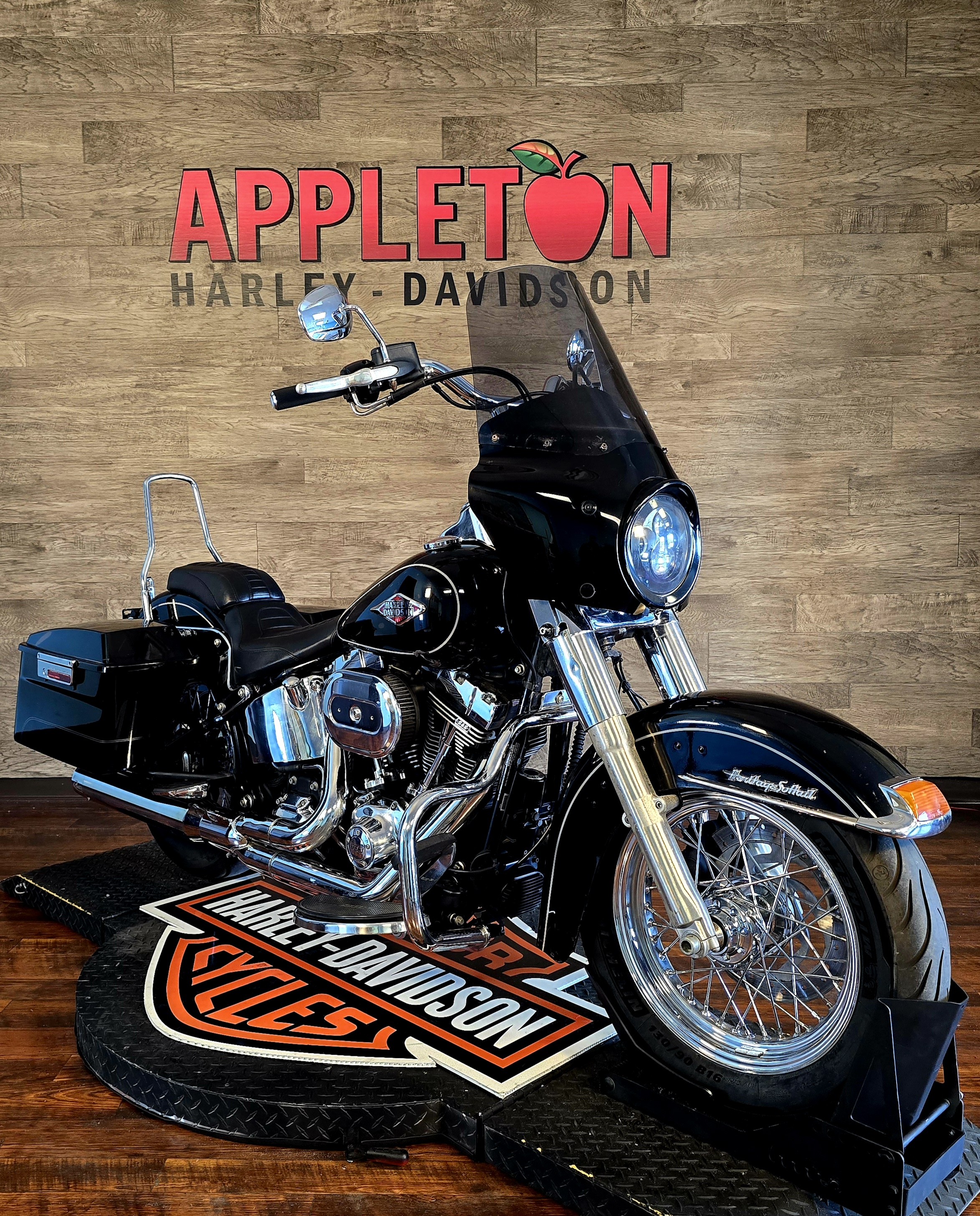 2015 Harley-Davidson Softail Heritage Softail Classic at Appleton Harley-Davidson