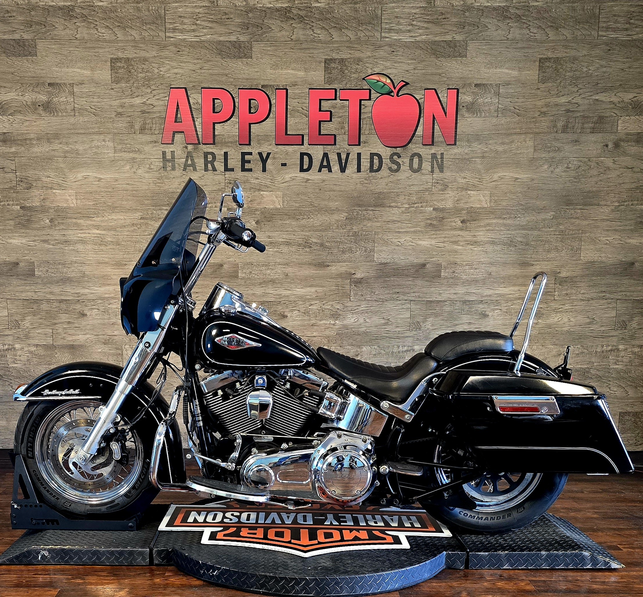 2015 Harley-Davidson Softail Heritage Softail Classic at Appleton Harley-Davidson