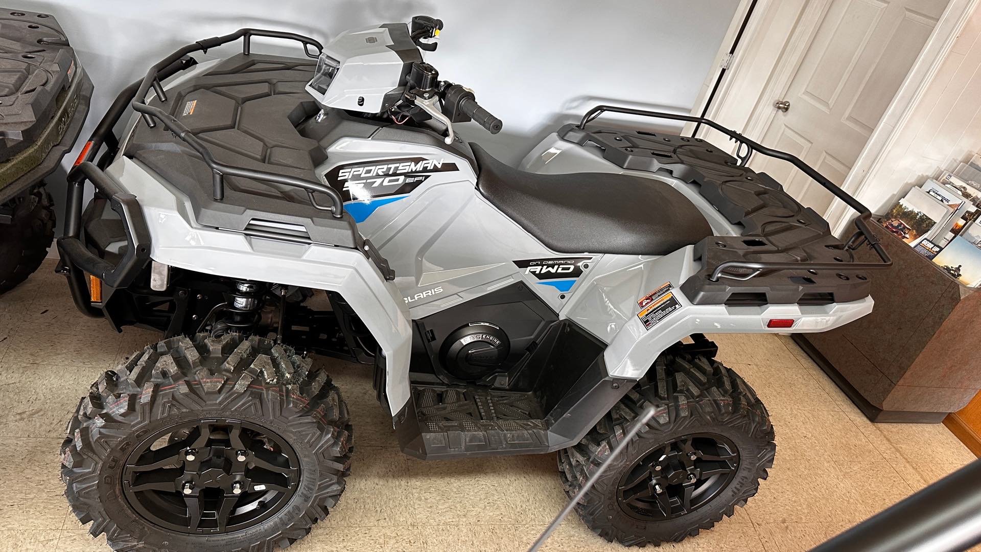 2024 Polaris Sportsman 570 Premium at Pennington Polaris