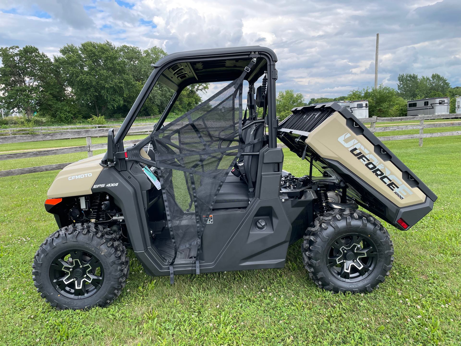 2024 CFMOTO UFORCE 1000 at Randy's Cycle