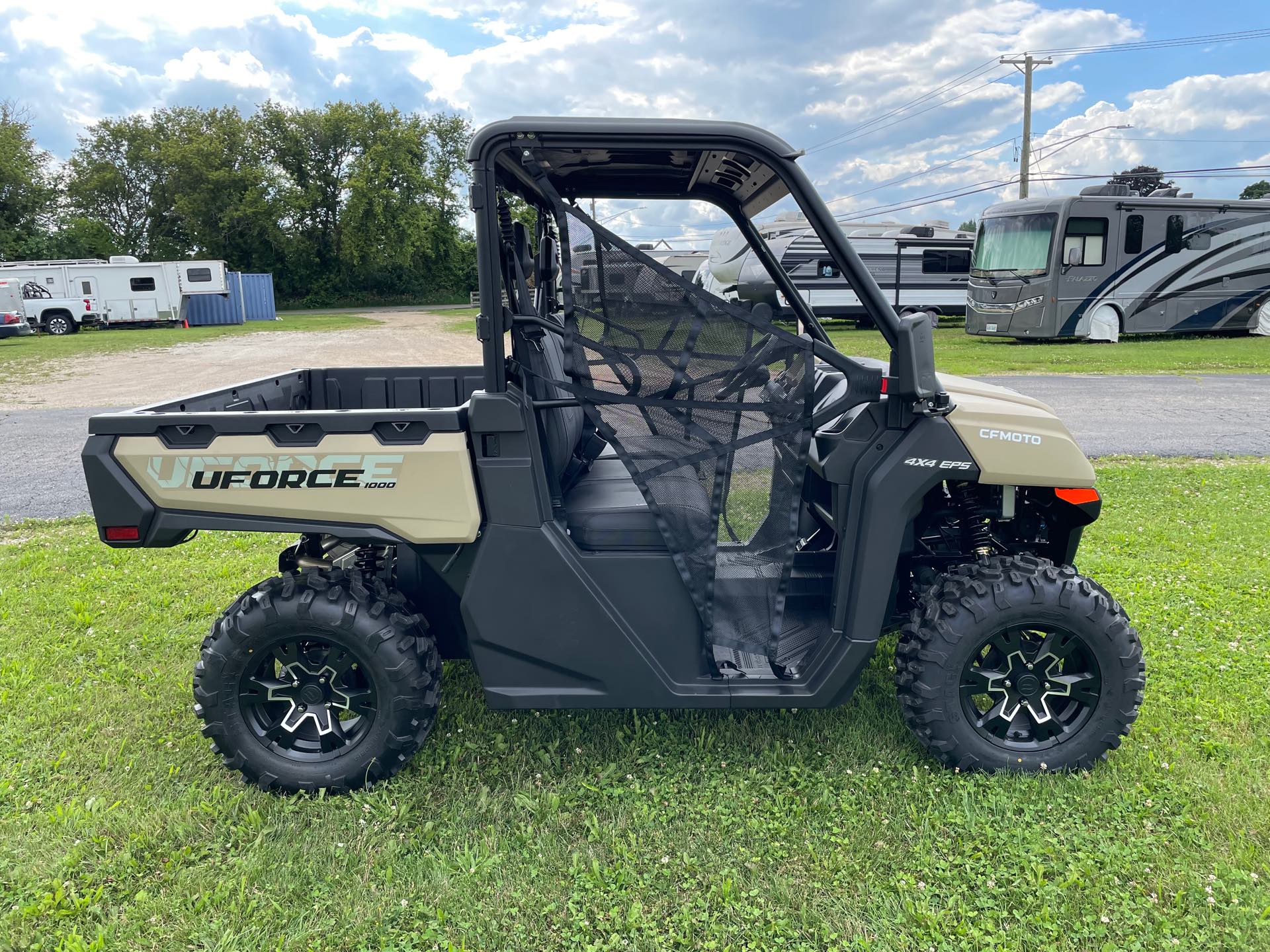 2024 CFMOTO UFORCE 1000 at Randy's Cycle