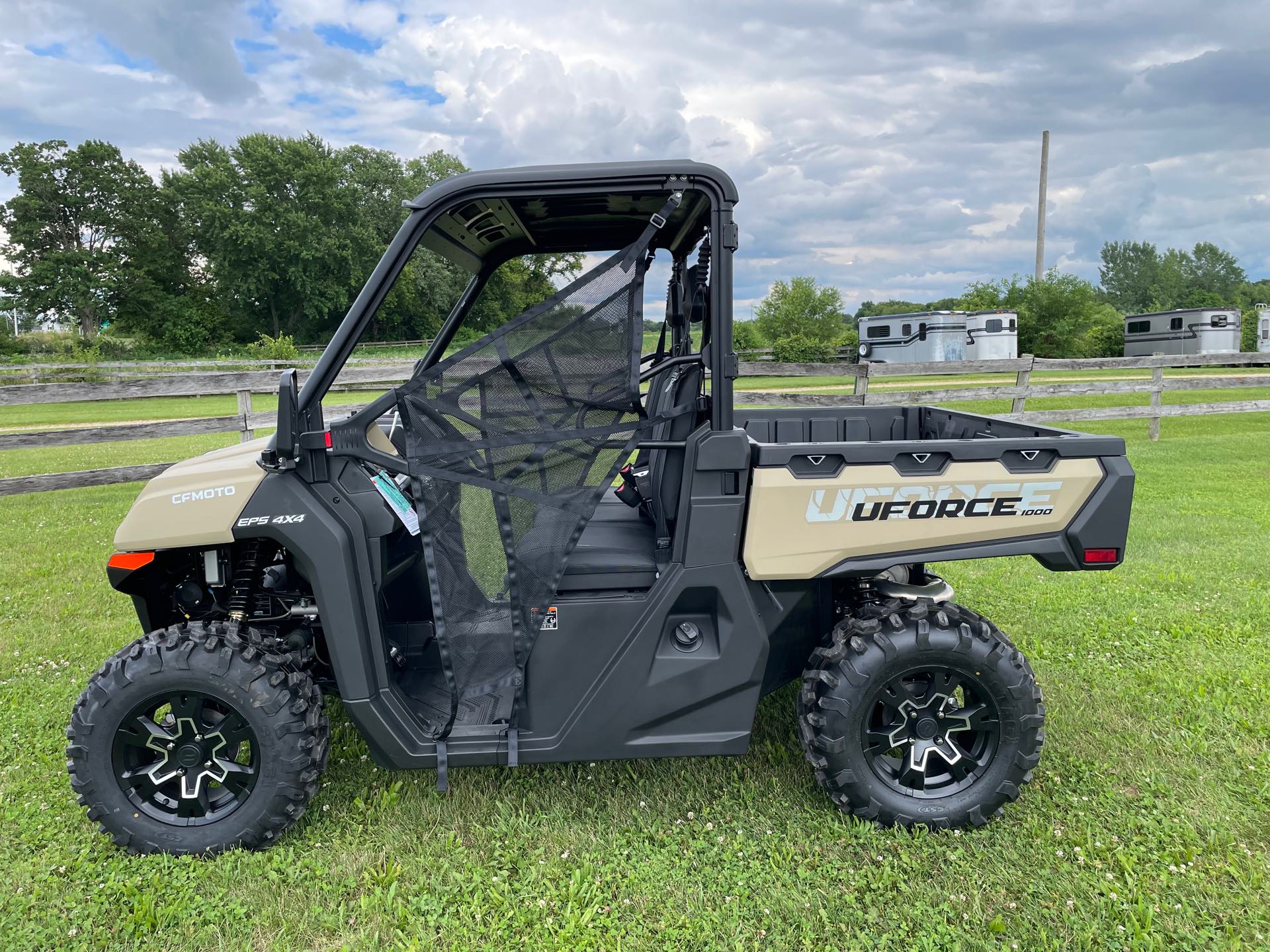 2024 CFMOTO UFORCE 1000 at Randy's Cycle