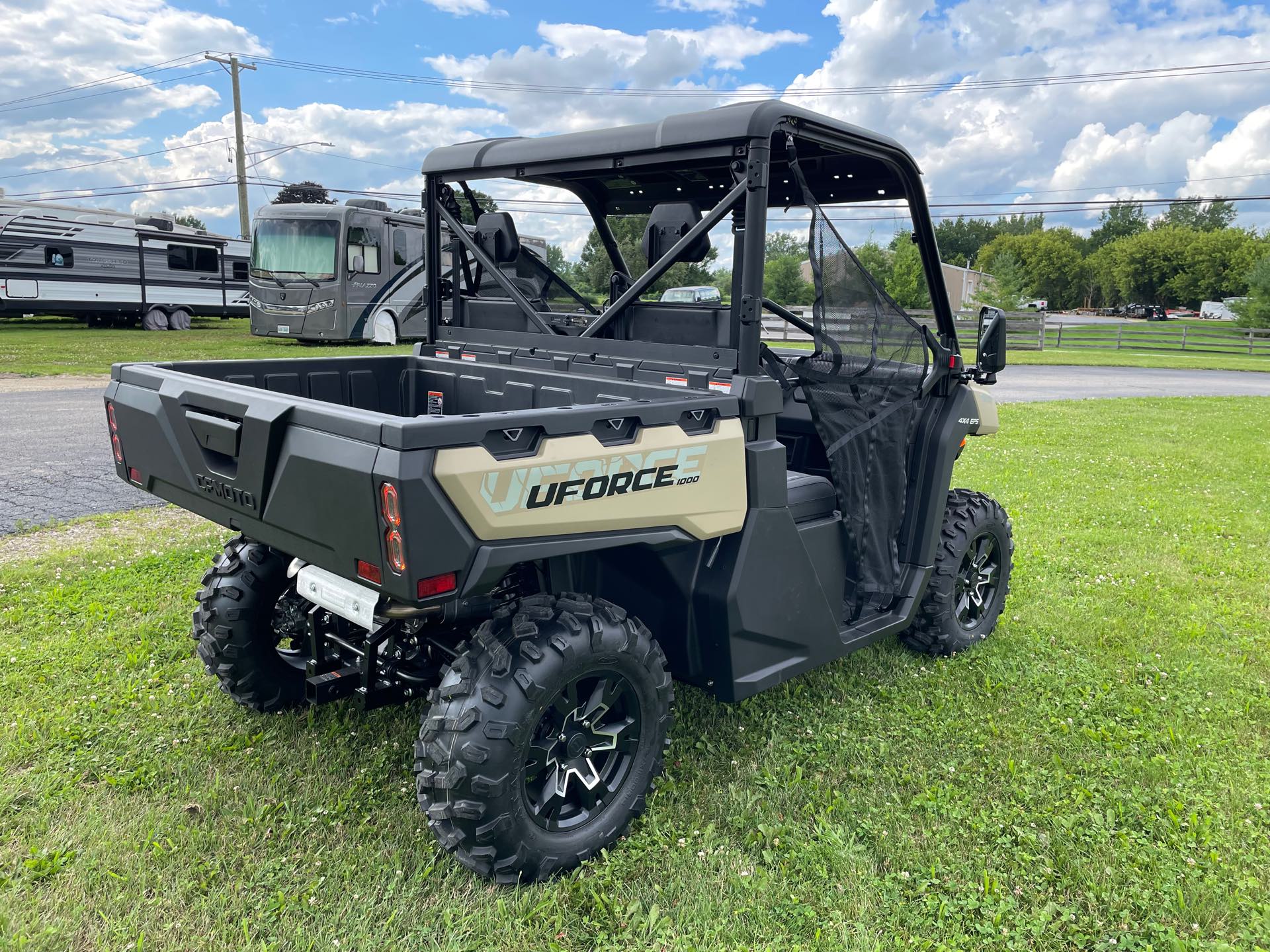 2024 CFMOTO UFORCE 1000 at Randy's Cycle