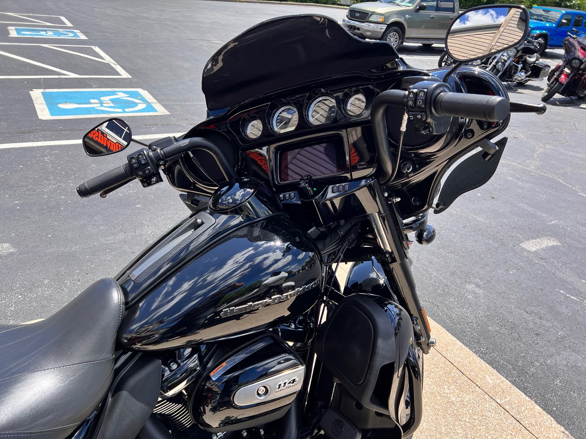 2020 Harley-Davidson FLHTK at Man O'War Harley-Davidson®