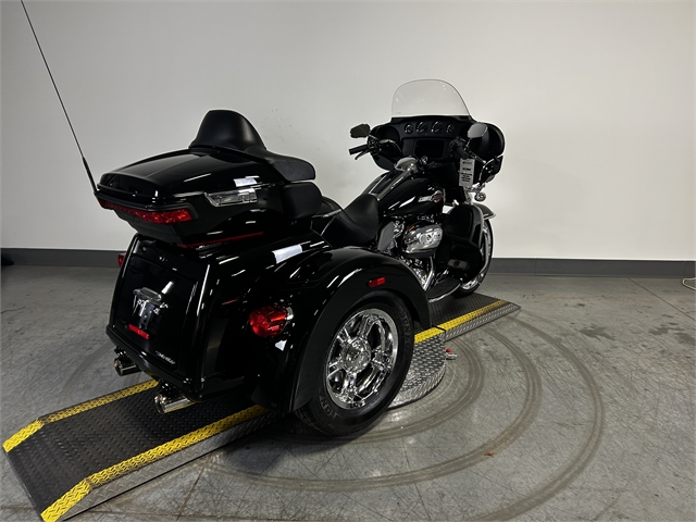 2023 Harley-Davidson Trike Tri Glide Ultra at Worth Harley-Davidson