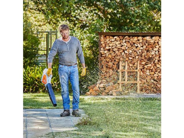 2024 STIHL Blowers & Shredder Vacs BGA 57 at McKinney Outdoor Superstore