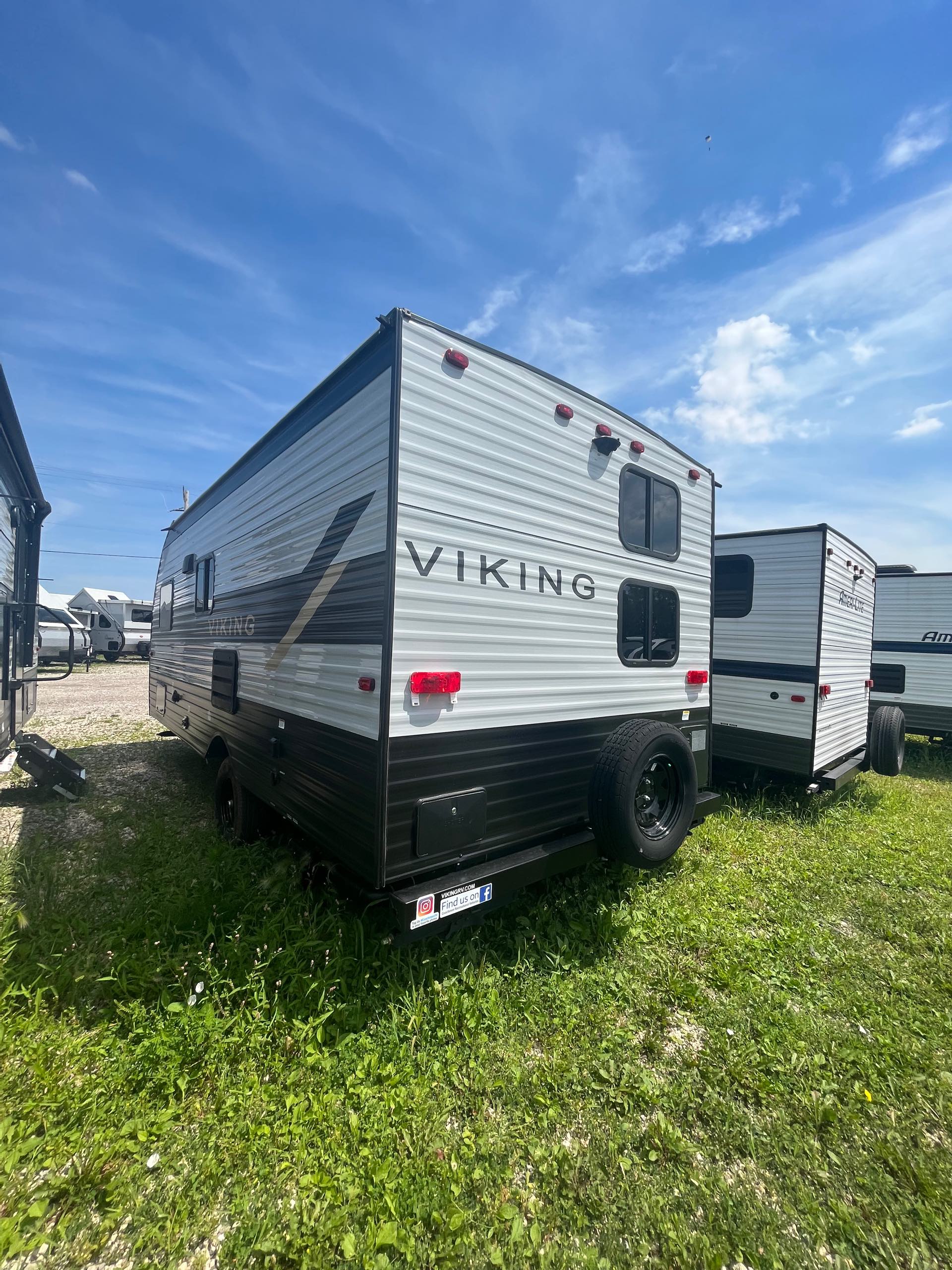 2022 Coachmen Viking Ultra-Lite (Single Axle) 182DBU at Prosser's Premium RV Outlet