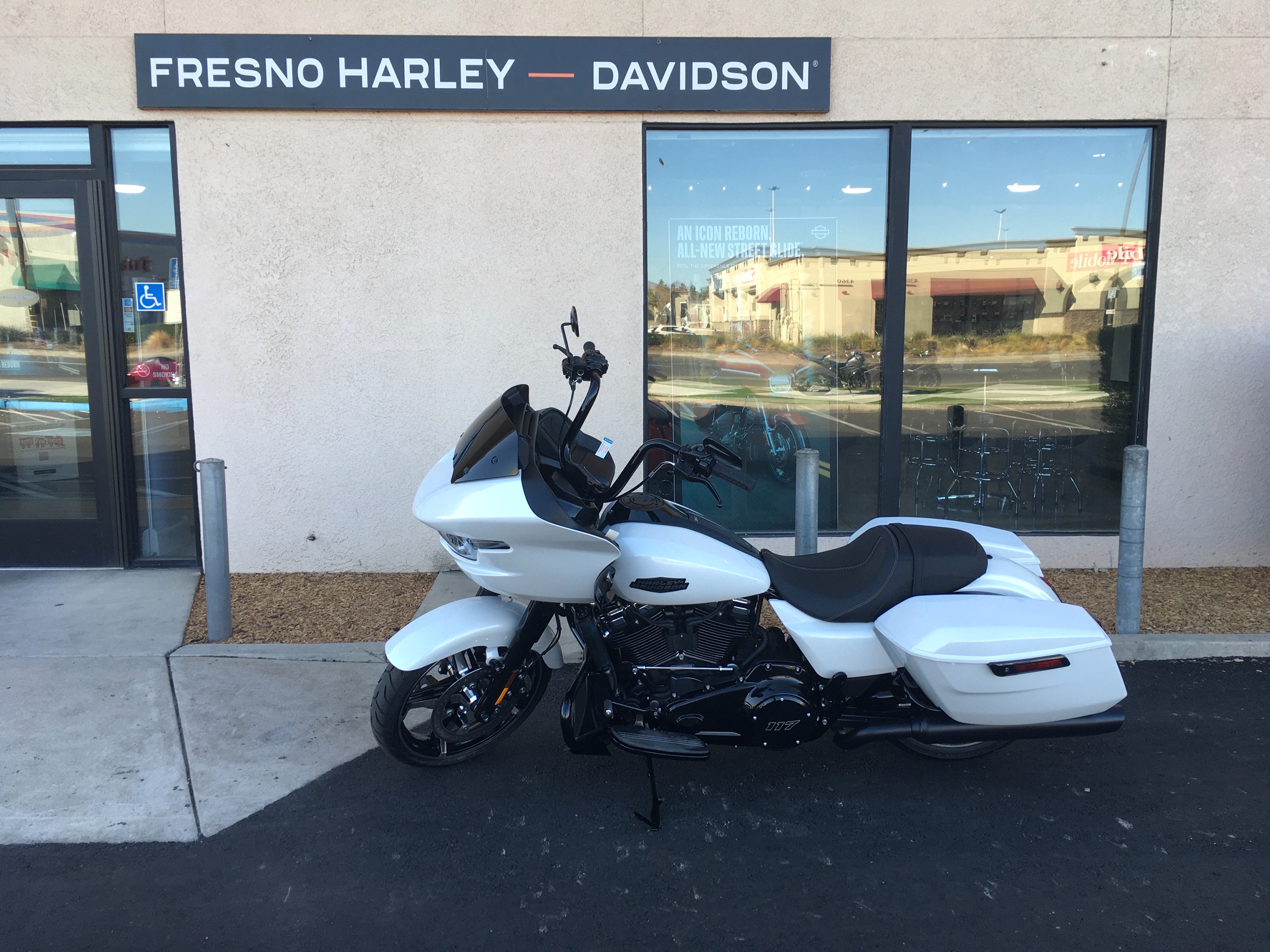 2024 Harley-Davidson Road Glide Base at Fresno Harley-Davidson