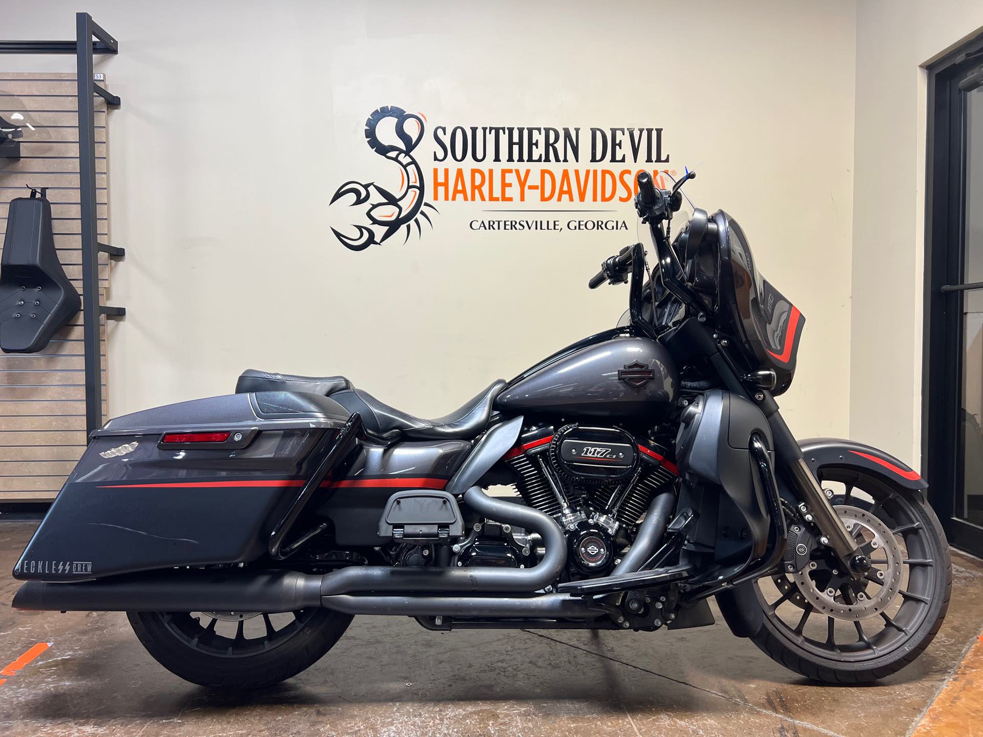 2018 Harley-Davidson Street Glide CVO Street Glide at Southern Devil Harley-Davidson