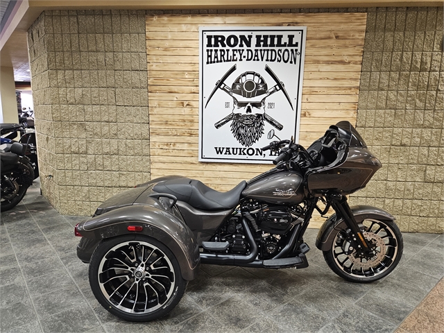 Harley davidson road 2024 glide trike