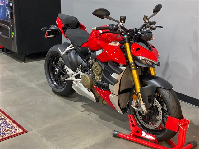 2022 Ducati Streetfighter V4 S at Lynnwood Motoplex, Lynnwood, WA 98037