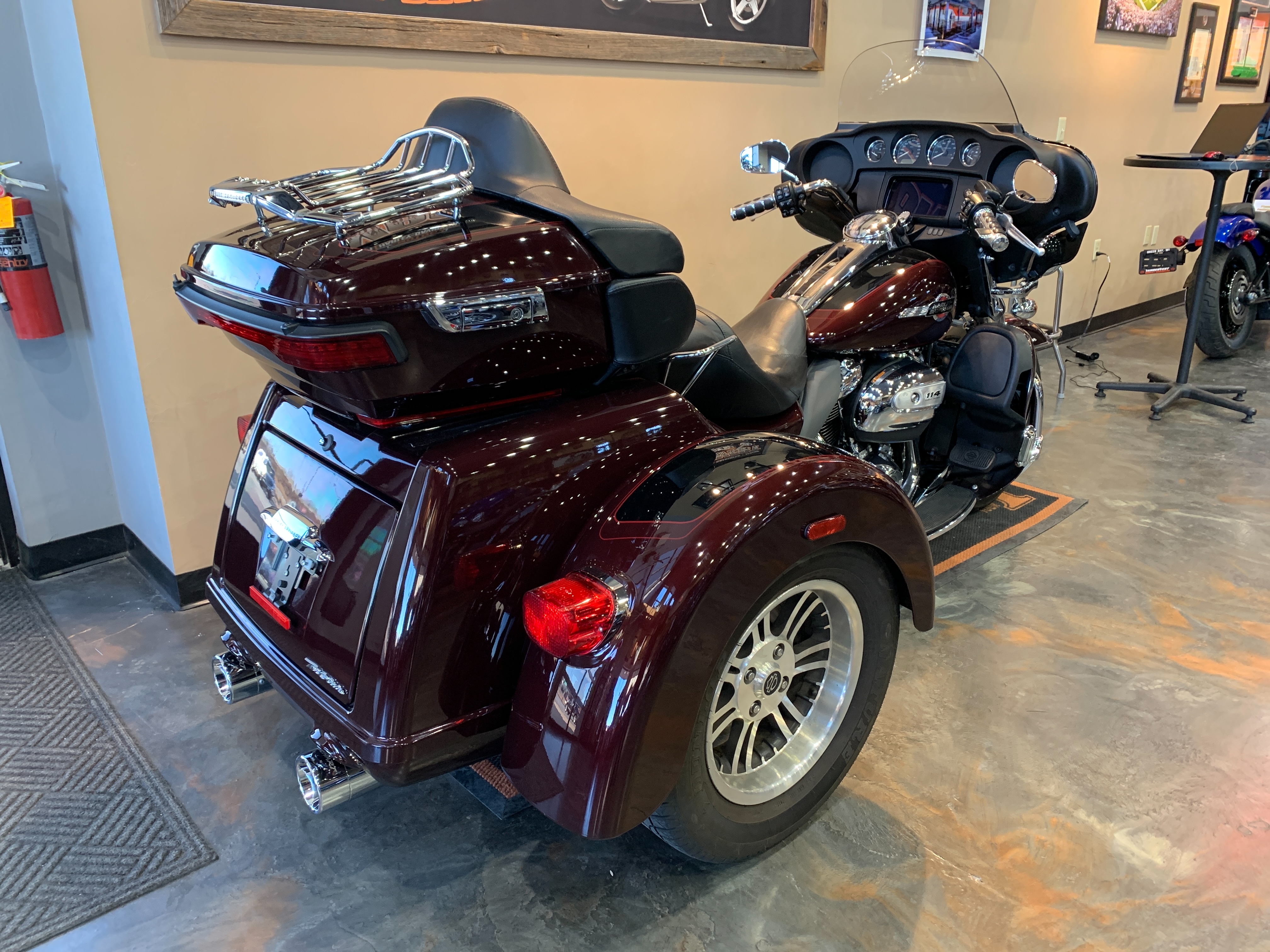 2022 Harley-Davidson Trike Tri Glide Ultra at Vandervest Harley-Davidson, Green Bay, WI 54303