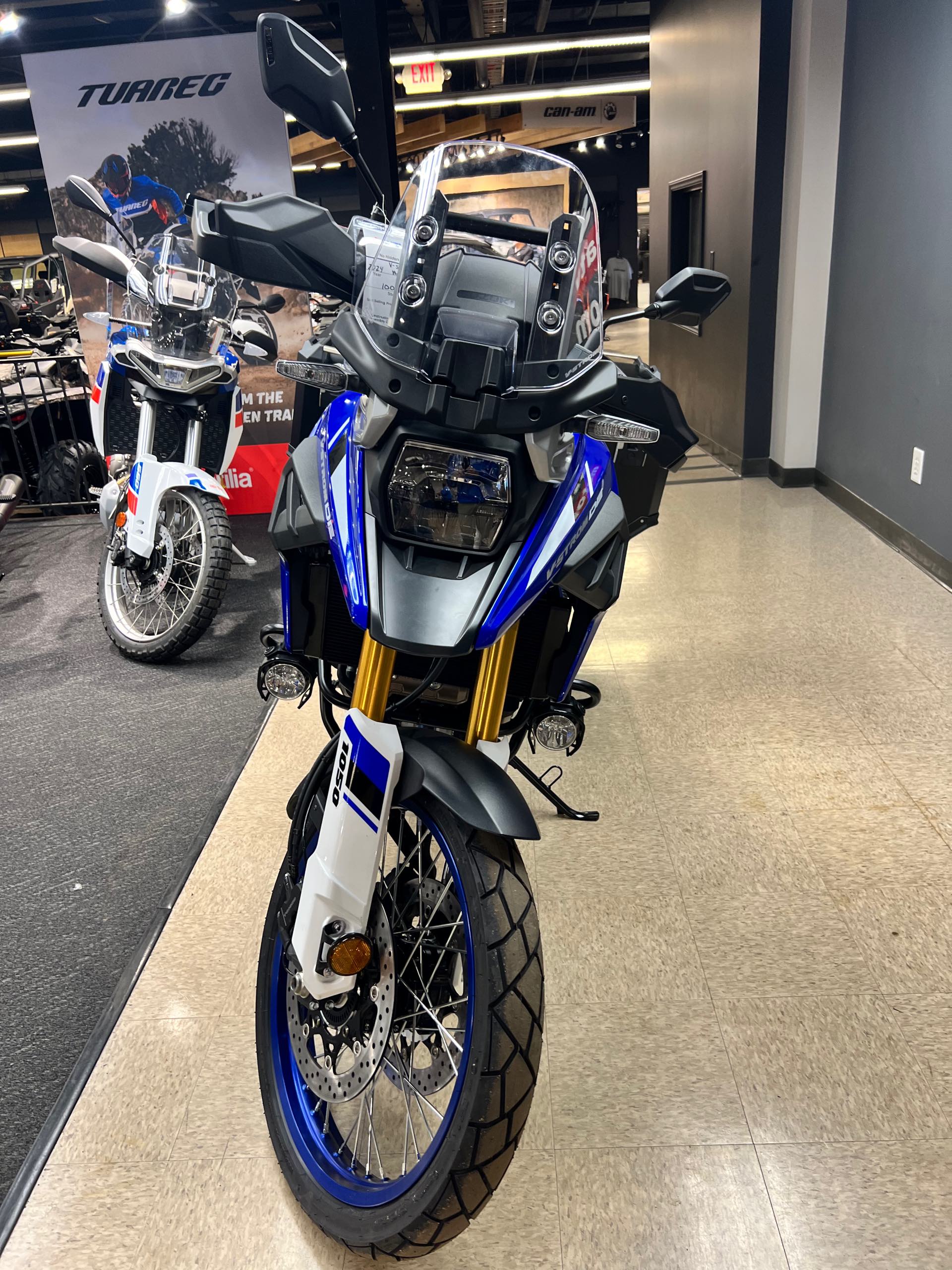 2024 Suzuki V-Strom 1050DE Adventure at Sloans Motorcycle ATV, Murfreesboro, TN, 37129