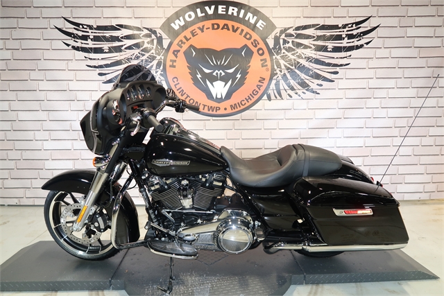2022 Harley-Davidson Street Glide Base at Wolverine Harley-Davidson