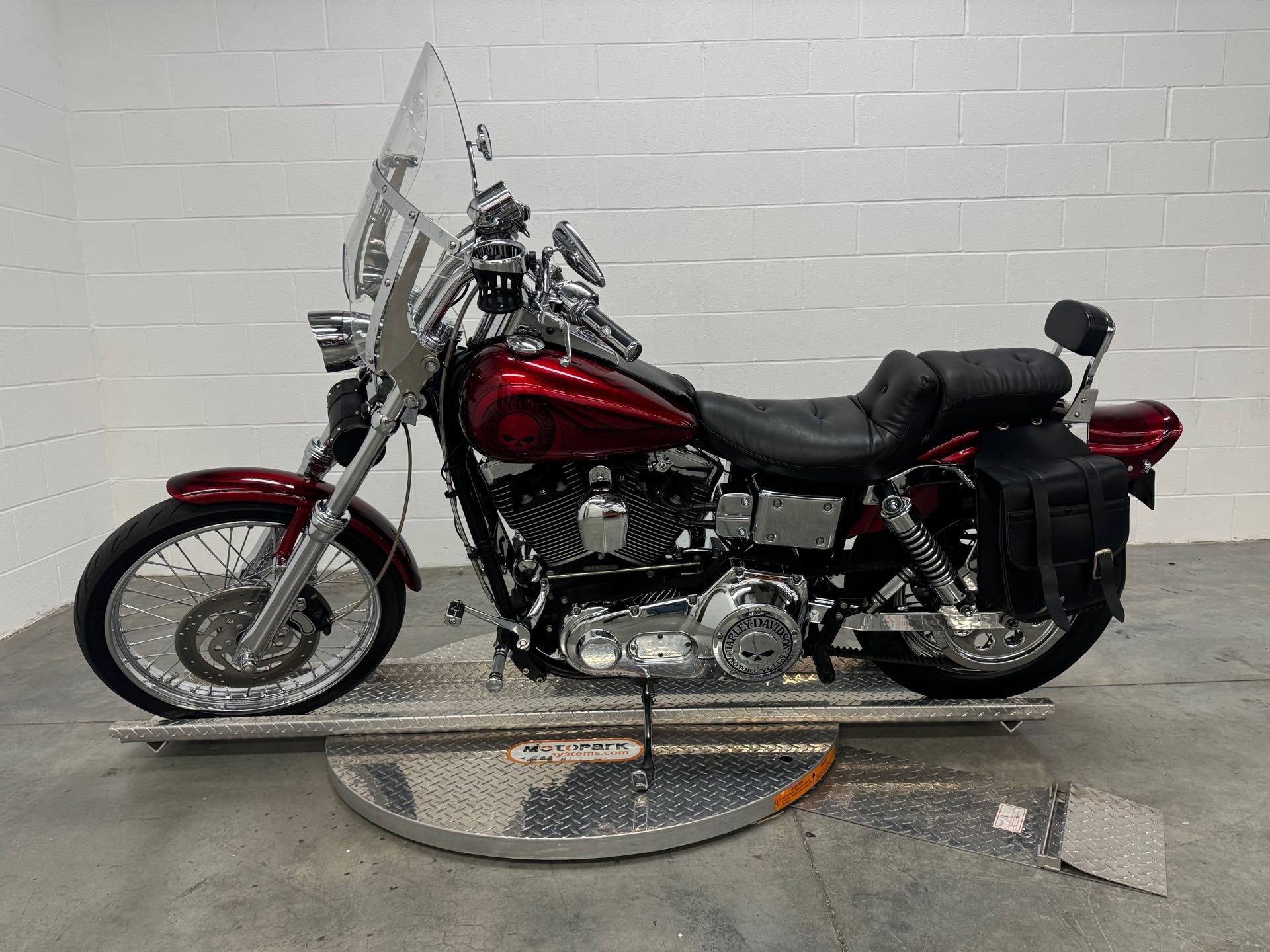 2001 Harley-Davidson FXDWG at Skyline Harley-Davidson