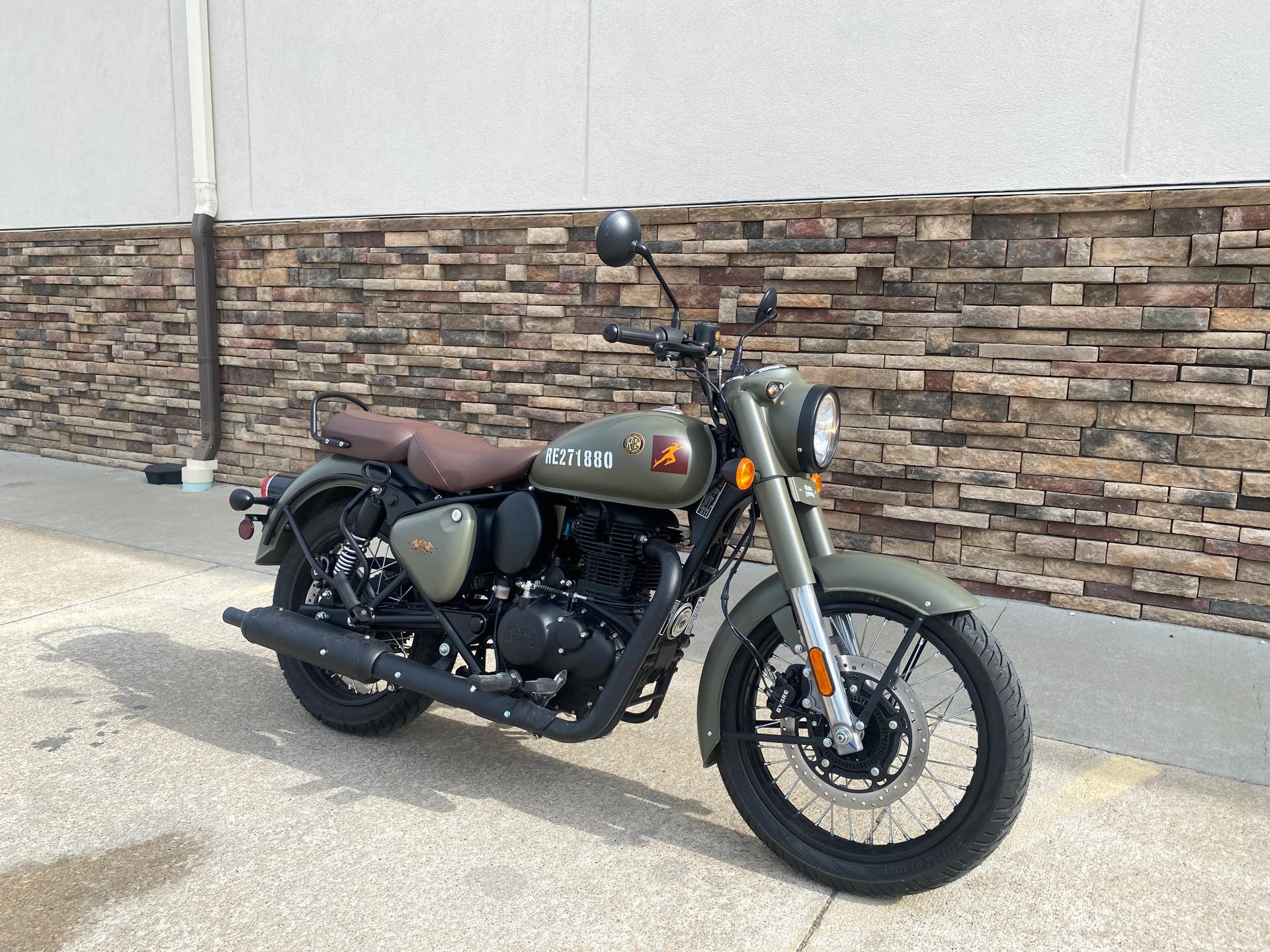 2022 Royal Enfield Classic 350 at Head Indian Motorcycle