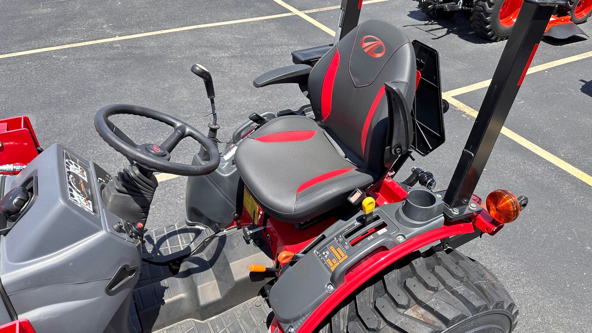 2023 Mahindra MAX Series 26XLT HST at ATVs and More