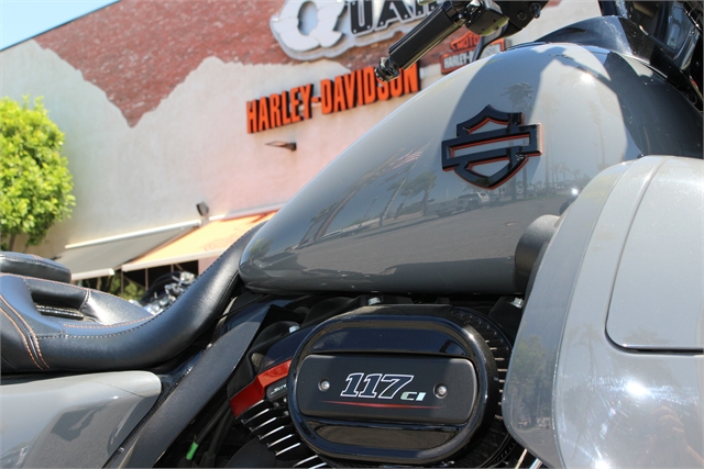 2018 Harley-Davidson Street Glide CVO Street Glide at Quaid Harley-Davidson, Loma Linda, CA 92354