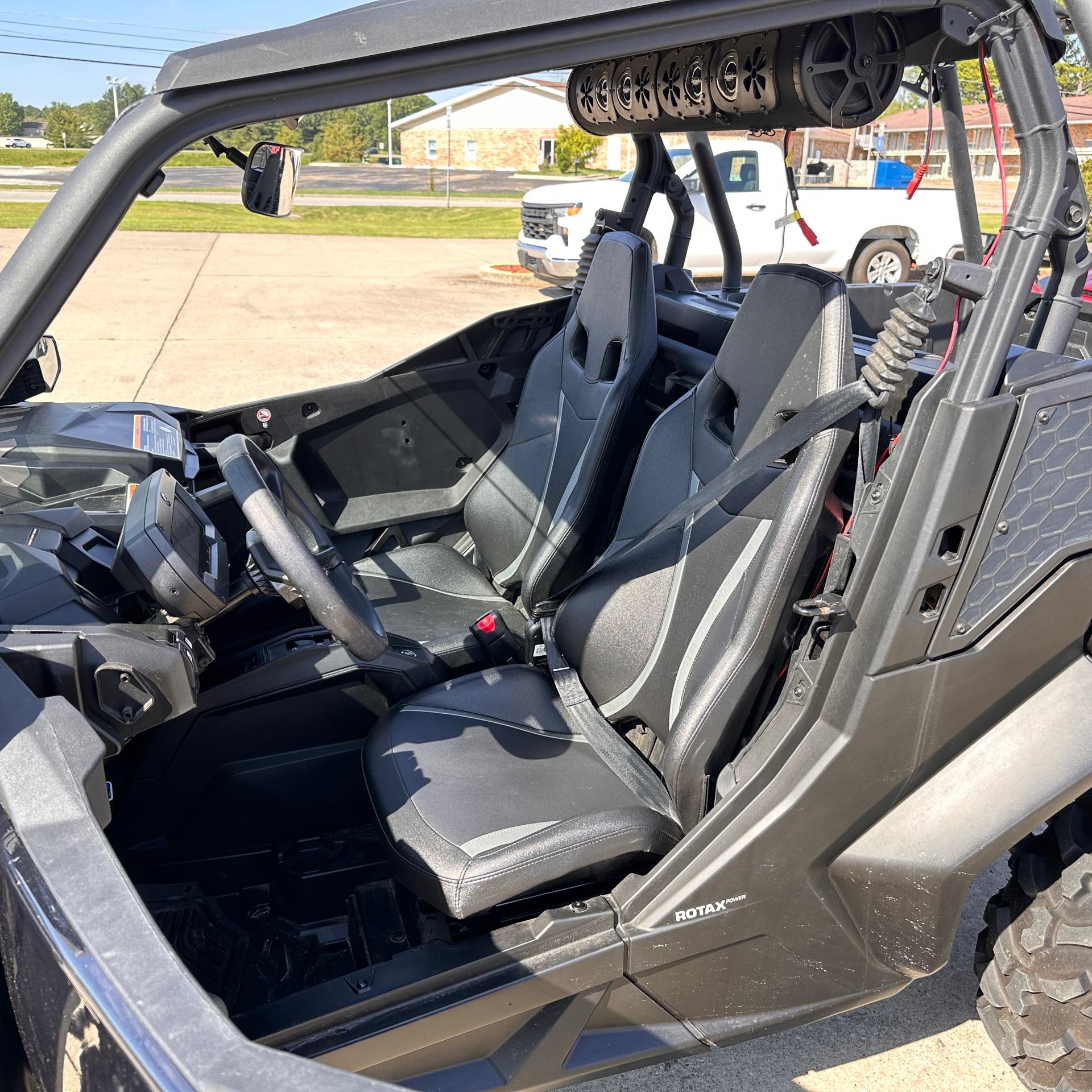 2023 Can-AmT Commander XT 700 at Southern Illinois Motorsports