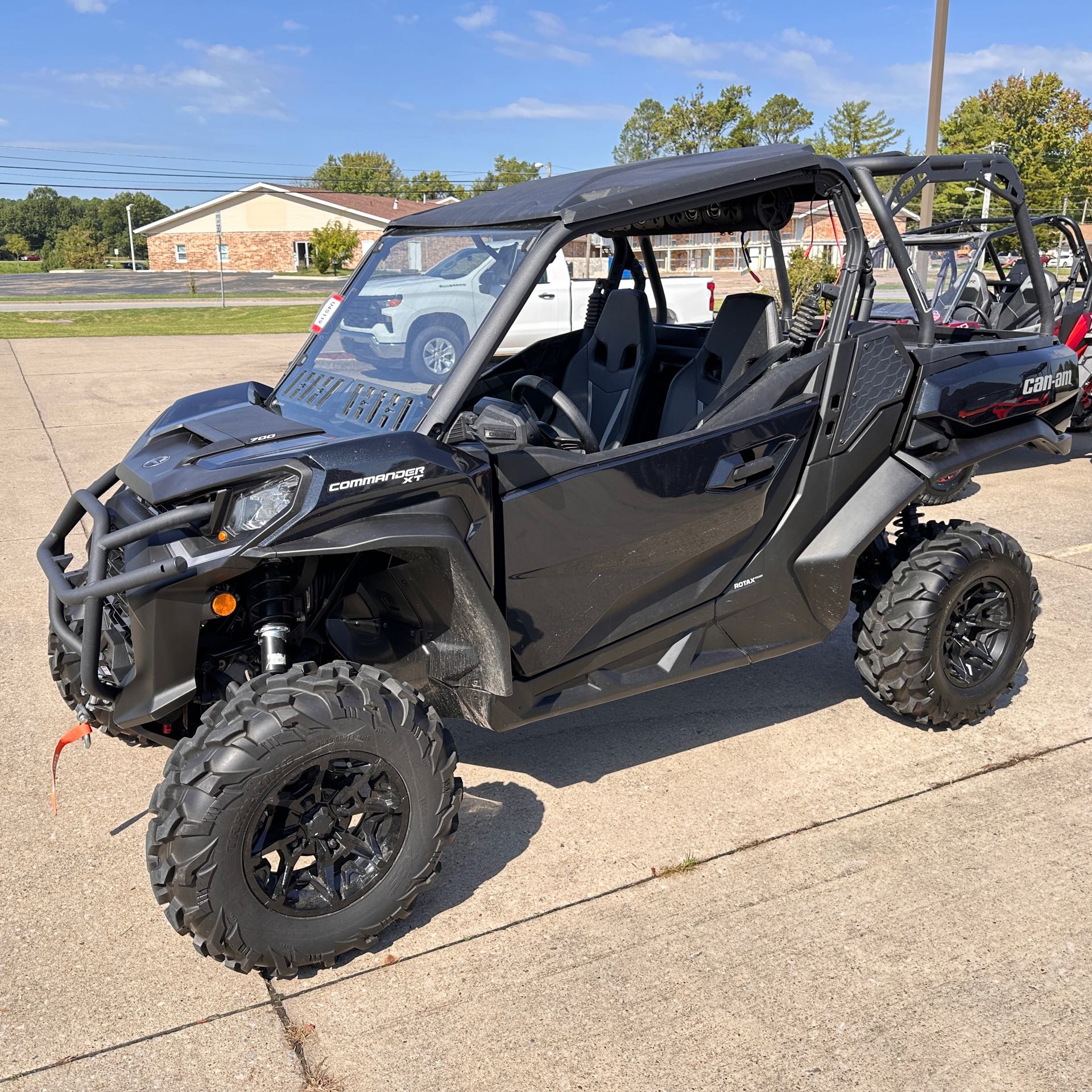 2023 Can-AmT Commander XT 700 at Southern Illinois Motorsports