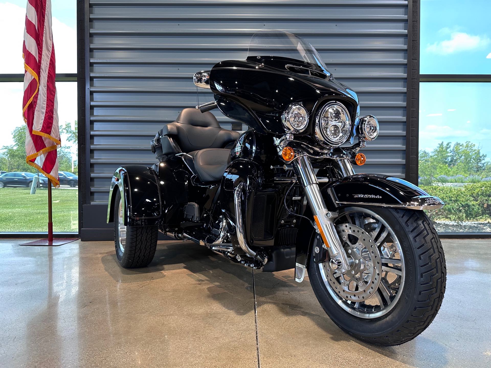 2024 Harley-Davidson Trike Tri Glide Ultra at Chi-Town Harley-Davidson