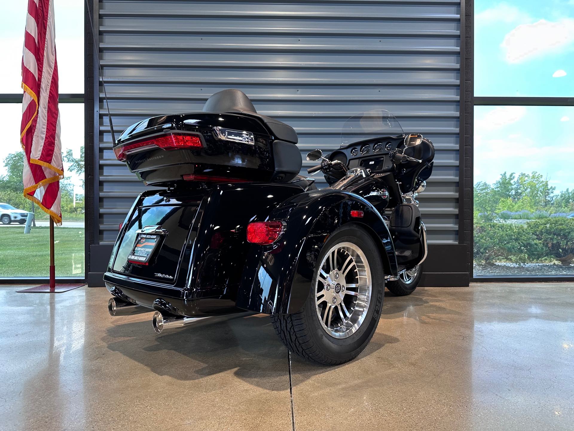 2024 Harley-Davidson Trike Tri Glide Ultra at Chi-Town Harley-Davidson