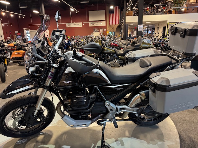 2022 Moto Guzzi V85 TT Guardia dOnore E5 at Martin Moto