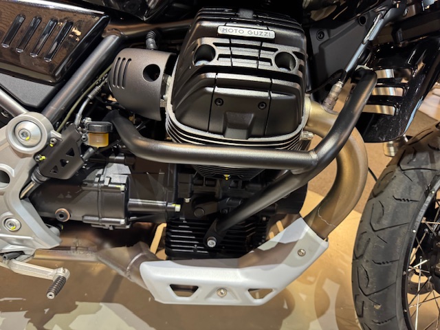 2022 Moto Guzzi V85 TT Guardia dOnore E5 at Martin Moto