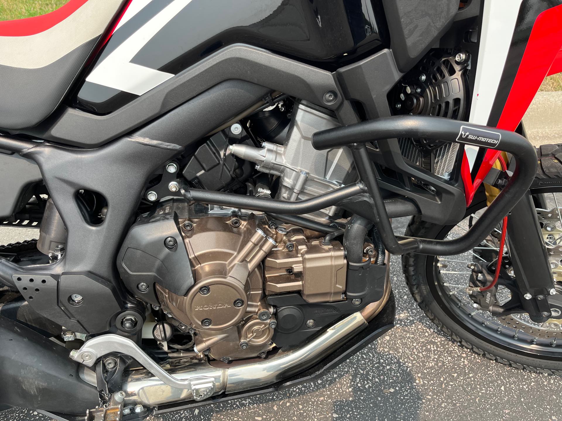 2016 Honda Africa Twin DCT ABS at Mount Rushmore Motorsports