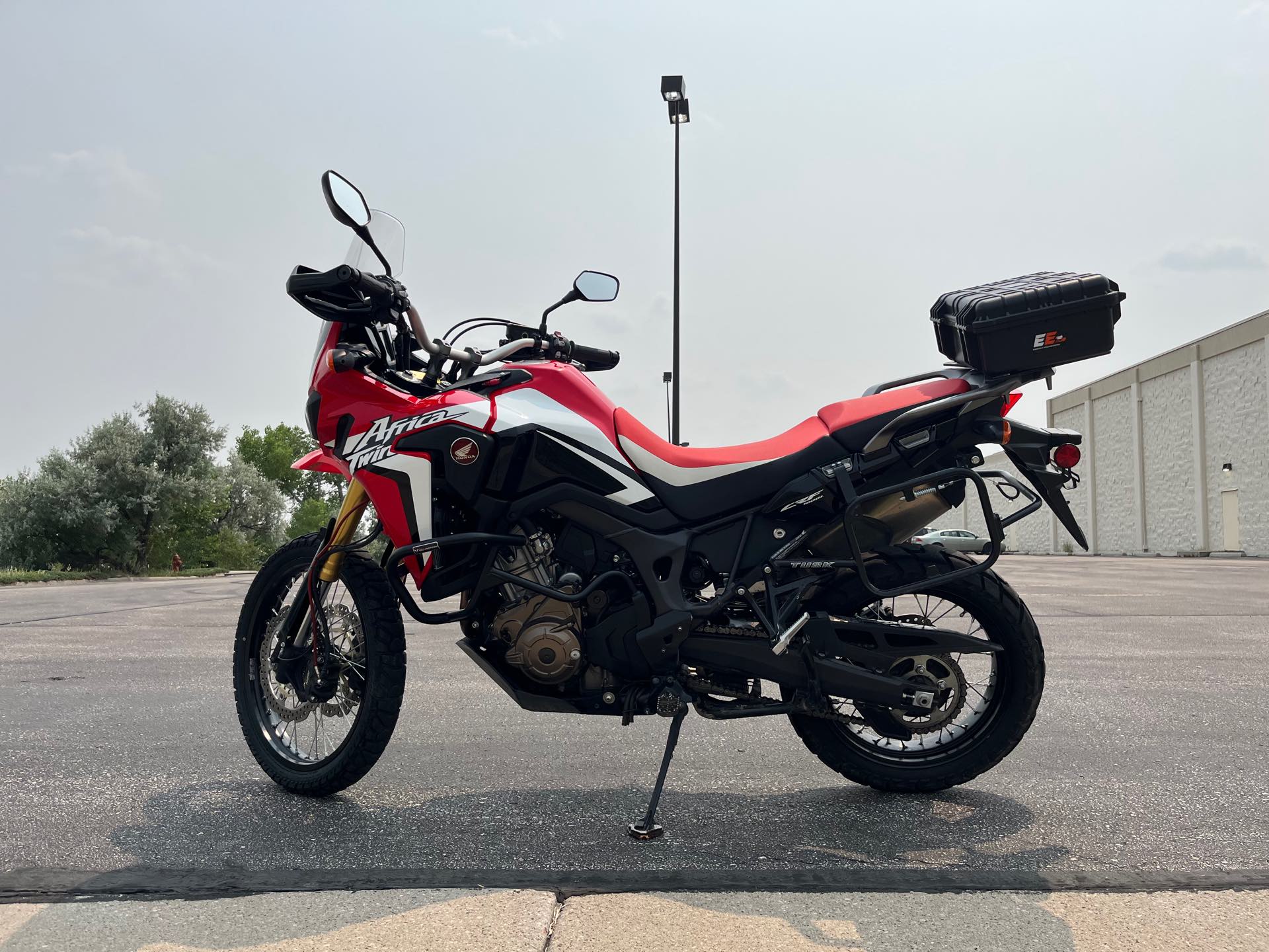 2016 Honda Africa Twin DCT ABS at Mount Rushmore Motorsports