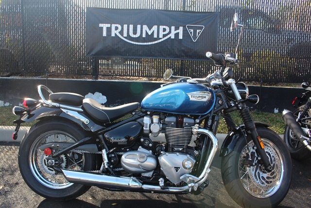 2020 triumph speedmaster colors