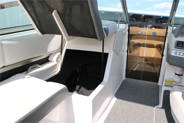 2013 Regal 2300 Rx at Jerry Whittle Boats