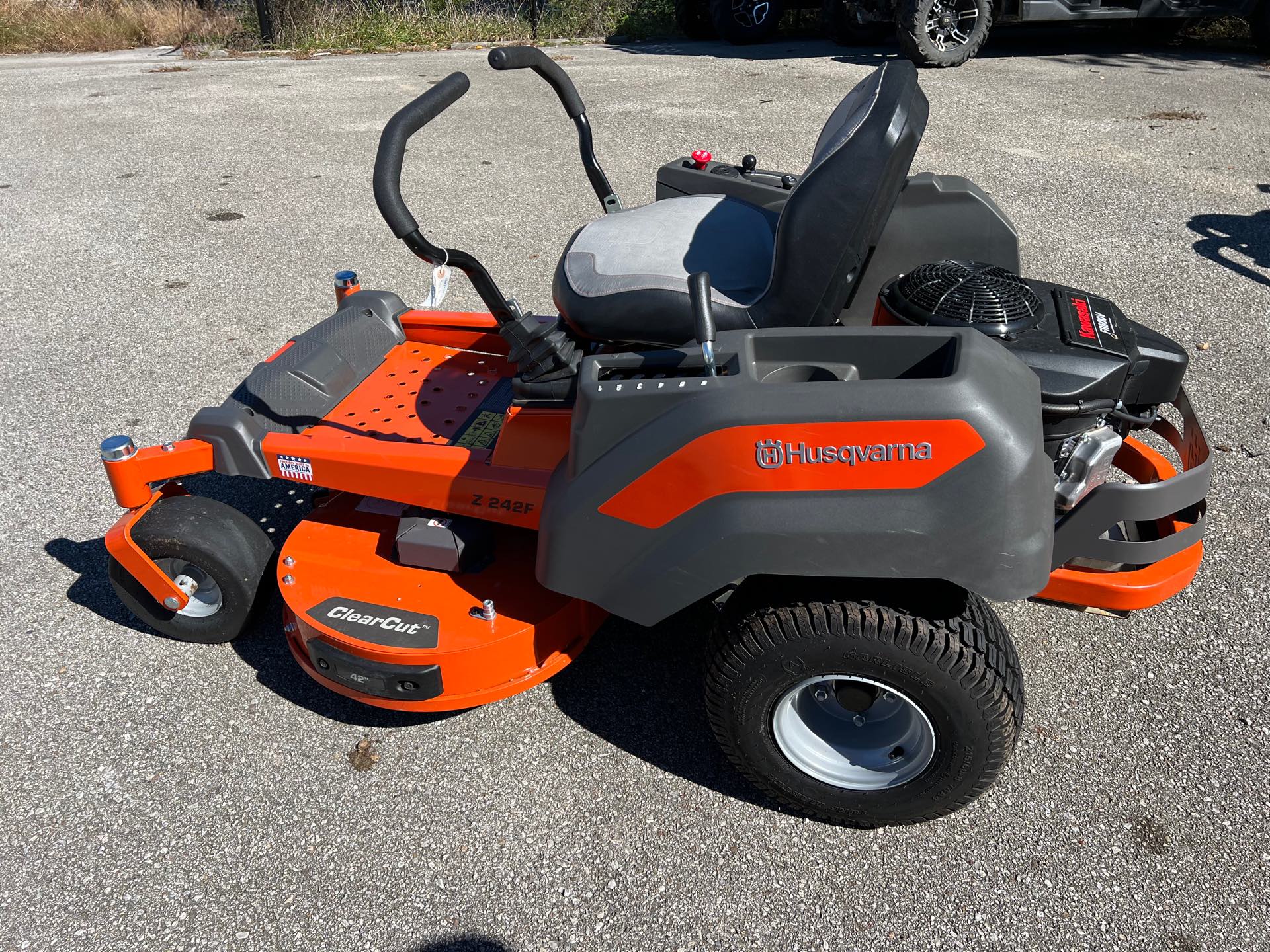 2021 Husqvarna Power Residential Zero-Turn Mowers Z242F at Knoxville Powersports
